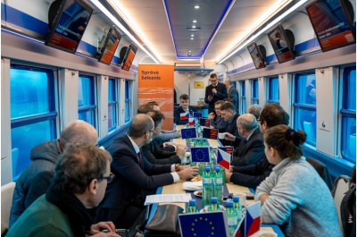 Olomoucký kraj má modernizovanou železniční trať. Brzy na ni vyjedou moderní soupravy; foto: Správa železnic