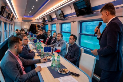 Olomoucký kraj má modernizovanou železniční trať. Brzy na ni vyjedou moderní soupravy; foto: Správa železnic