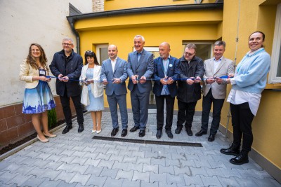 Neziskovka Za sklem otevřela v Olomouci nové prostory pro klienty s autismem
