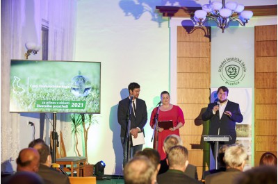 Olomoucký kraj cenu za přínos v oblasti životního prostředí udílí od roku 2019