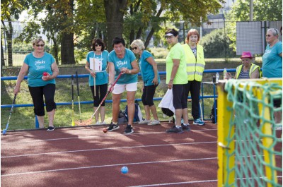 Sportovní hry seniorů s velkou zahraniční účastí. Místo běhu se hrál golf