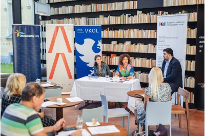 Kraj a Vědecká knihovna v Olomouci pořádají kurzy pro kreativní pracovníky