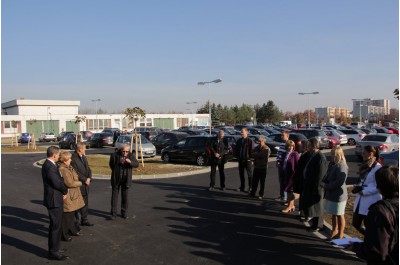 Hejtmanství finančně přispělo na nové parkoviště v prostějovské nemocnici