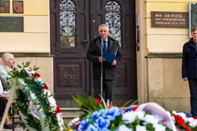 Zástupci Olomouckého kraje uctili památku Jana Opletala