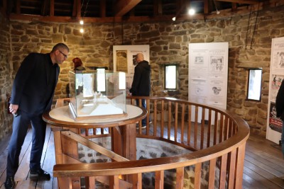 Výstava mapuje 40 let Hefaistonu na hradě Helfštýn 