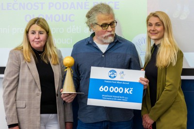 400 tisíc korun na dobročinné projekty. Od Nadačního fondu Albert