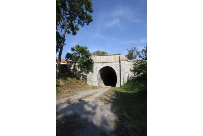 m-ark-slavic-tunel.jpg