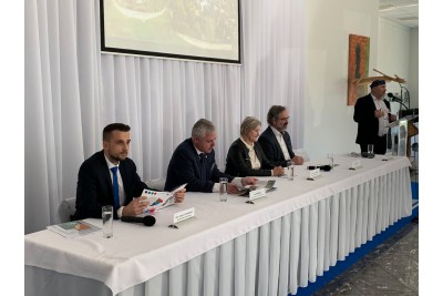  Spolupráce moravských krajů pokračuje v publikaci Morava a Slezsko (ne)tradiční 