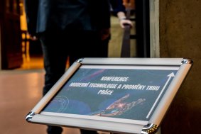 Umělá inteligence a průmysl 4.0. Olomoucká konference ukázala, jak se mění trh práce