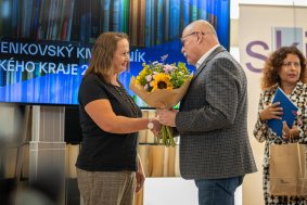 Máte rádi knížky? Těchto pět jmen si dobře zapamatujte