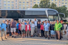 Kraj letos rozšíří seniorské cestování. Nově se bude jezdit i na Slovensko
