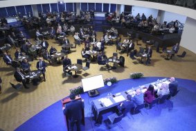 Kraj představil novinky. Přišly si je poslechnout desítky starostů