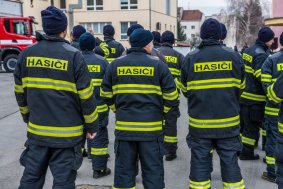 Poháry, medaile i sportovní oblečení. Kraj přispěje hasičským spolkům na pořádání akcí