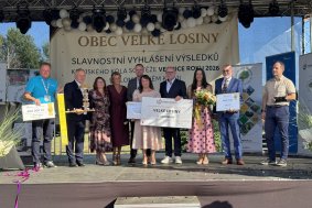 Velké Losiny jsou Vesnicí roku Olomouckého kraje. Další obce získaly ocenění v podobě stuh i zlatých cihel