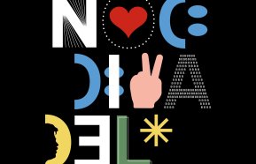 Noc divadel v domě nacucky!