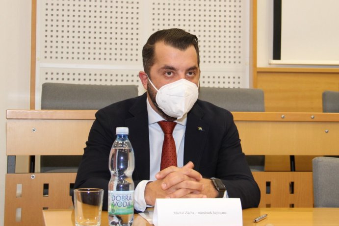 Kraj podepsal smlouvu s Českými drahami