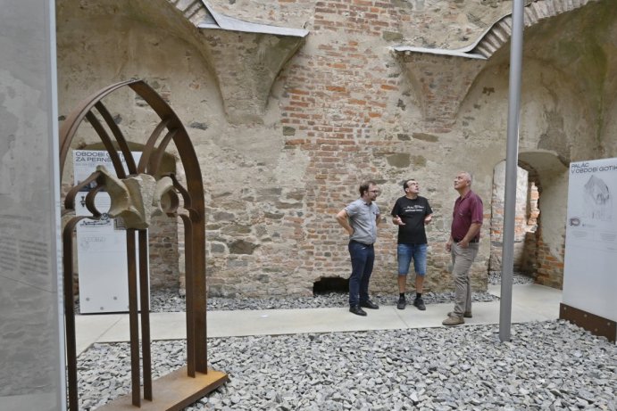 Helfštýn hostil mezinárodní kovářské setkání Hefaiston