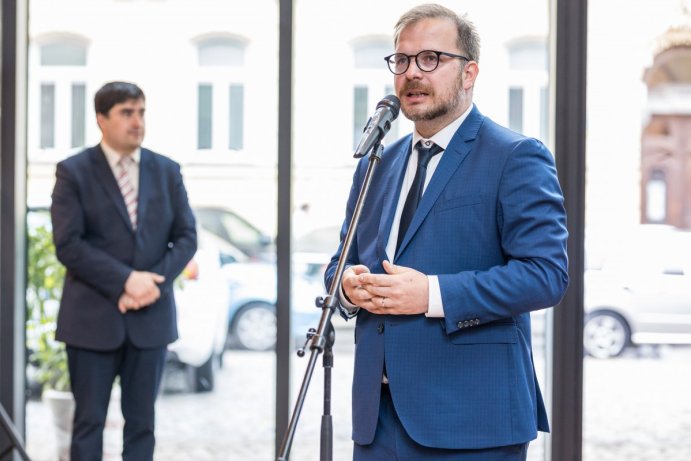 Červený kostel otevřel brány. Symbolický klíč předal hejtman Suchánek