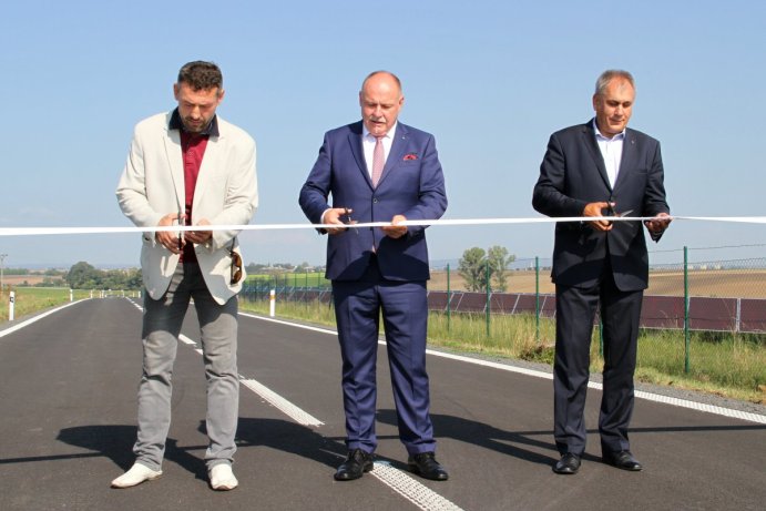 Do Prostějova vede nová silnice. Zařídil ji kraj