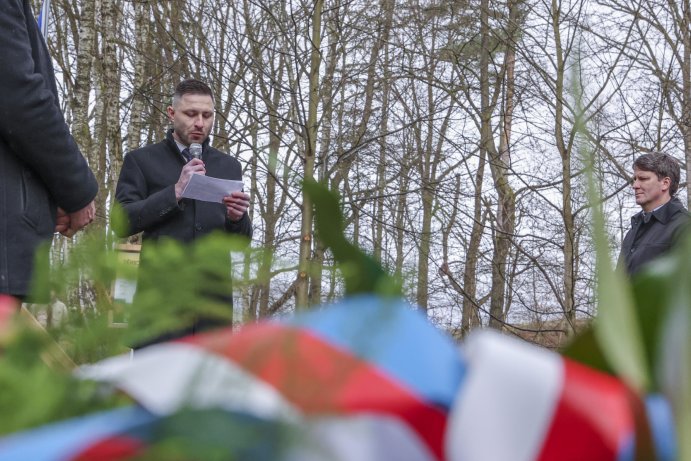 Zástupci kraje si připomněli 80. výročí bratrušovské tragédie