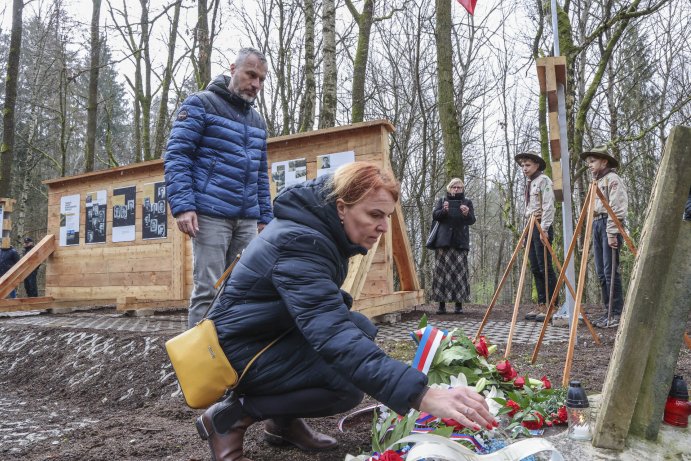 Zástupci kraje si připomněli 80. výročí bratrušovské tragédie