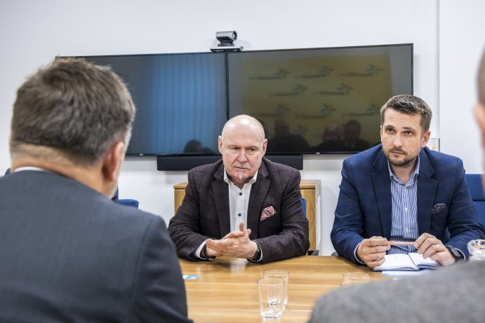 Posílení spolupráce. Kraj jednal se Svazem průmyslu a dopravy