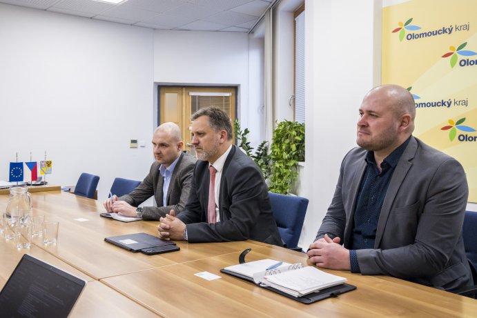 Posílení spolupráce. Kraj jednal se Svazem průmyslu a dopravy