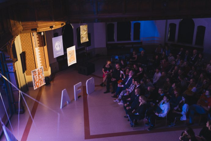 Festival AFO v Olomouci přilákal tisíce návštěvníků. Hlavní cenu získal film o želvách