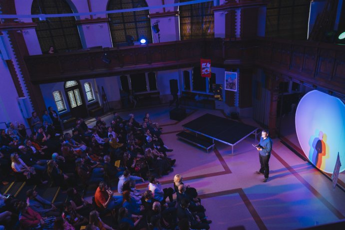 Festival AFO v Olomouci přilákal tisíce návštěvníků. Hlavní cenu získal film o želvách