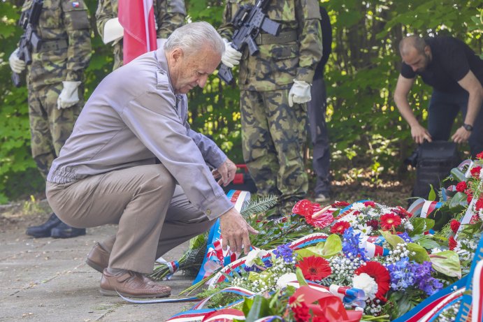 Kraj uctil památku obětí Přerovského povstání