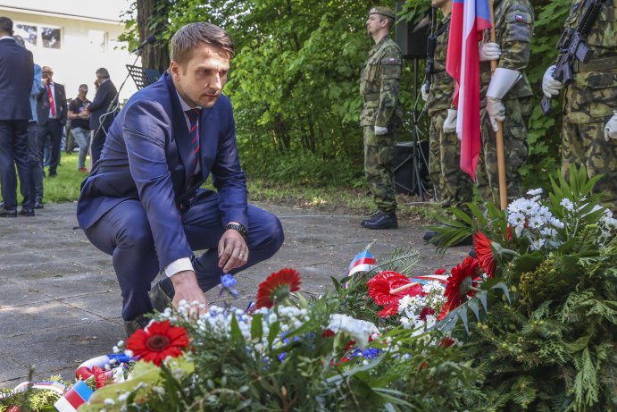 Kraj uctil památku obětí Přerovského povstání