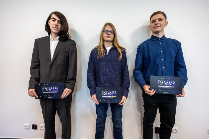 Kraj ocenil nejlepší mladé talenty v IT a kybernetice