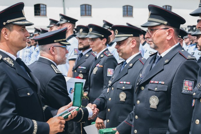 Policie vzdala hold těm, kteří slouží s nasazením