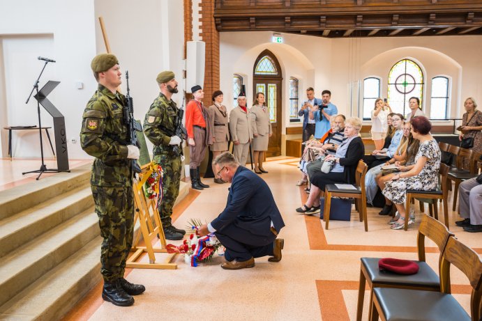 Pietní akt v Olomouci připomněl vpád vojsk Varšavské smlouvy