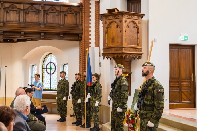 Pietní akt v Olomouci připomněl vpád vojsk Varšavské smlouvy