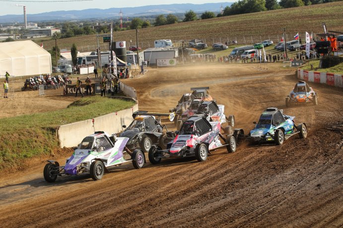  Přerov hostil mistrovství v autokrosu