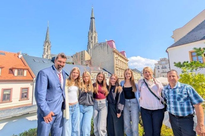 544968458_1975536499653679_287232120184468130_n