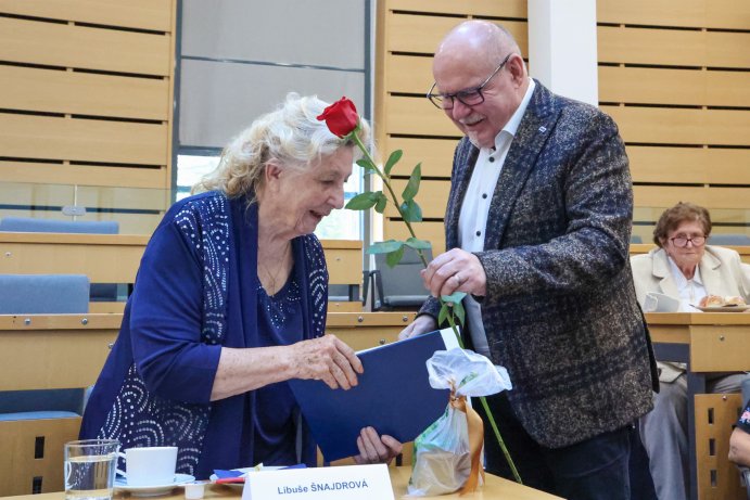 Hejtman se setkal s oběťmi nacistického režimu