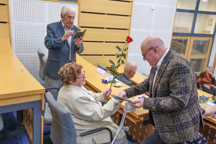 Hejtman se setkal s oběťmi nacistického režimu