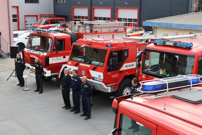 Hasiči v Olomouci získali nové garáže
