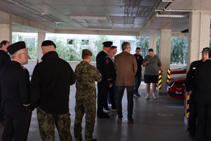 Hasiči v Olomouci získali nové garáže
