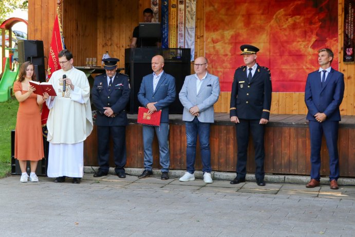 Dobrovolní hasiči v Třebčíně získali novou cisternu