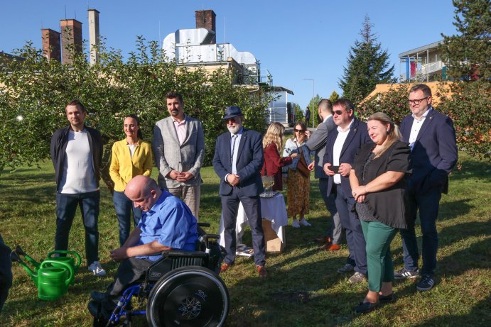 Strom přátelství symbolicky stvrdil spolupráci Olomouckého a Trnavského kraje