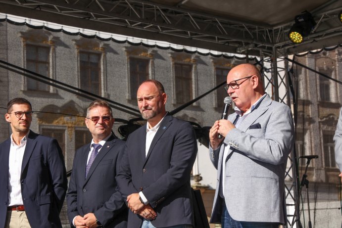 Strom přátelství symbolicky stvrdil spolupráci Olomouckého a Trnavského kraje