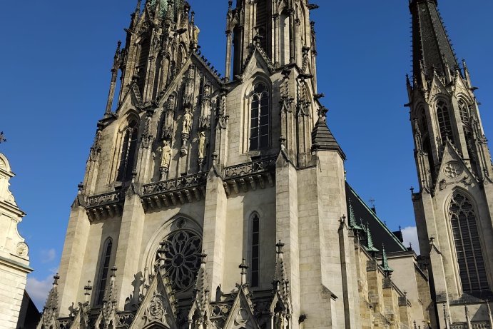  Arcibiskup odsloužil mši za policisty
