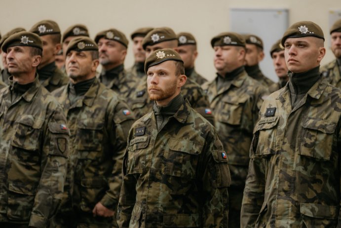  Slavnostní žehnání bojového praporu 7. mechanizované brigády
