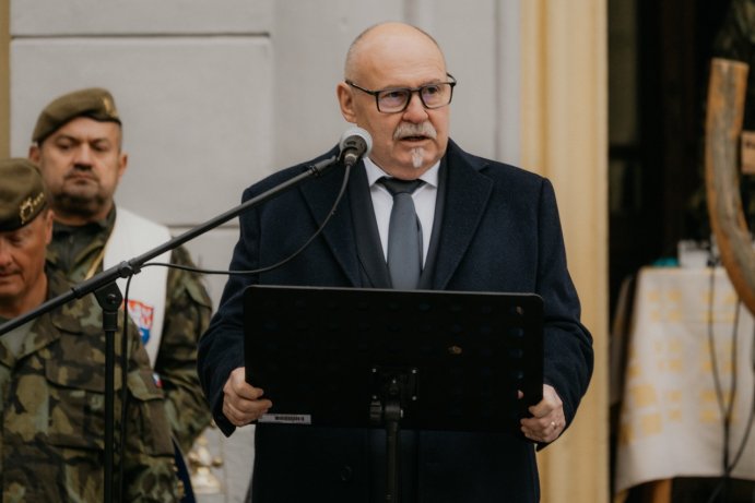  Slavnostní žehnání bojového praporu 7. mechanizované brigády
