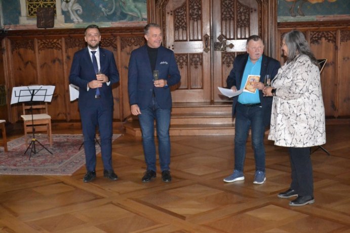  Jsou přáteli hradu Bouzov. Už pětatřicet let
