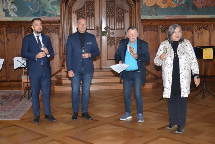  Jsou přáteli hradu Bouzov. Už pětatřicet let
