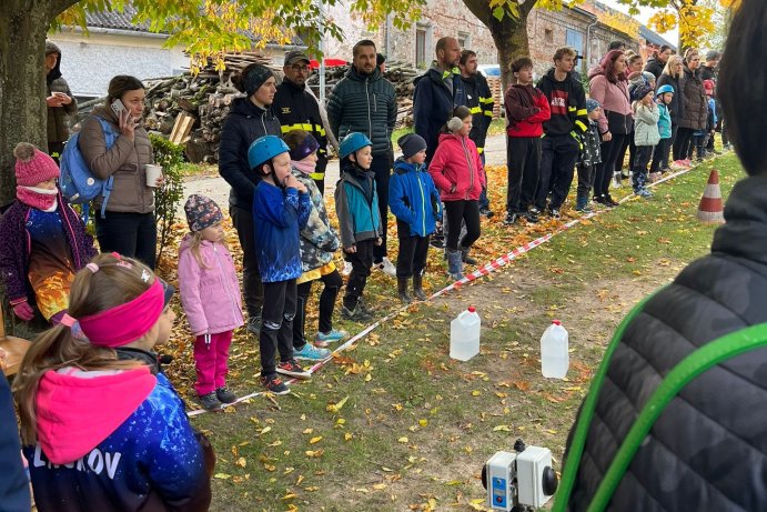  Železný hasič lákal. V Laškově soutěžily desítky dětí
